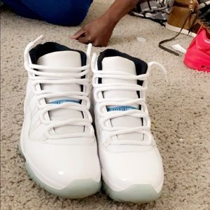 Jordan 11 white